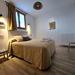 A 20 Min De Madrid En Ave Casita Con Jardin Privado, Wifi, Smart Tv 55p Y Aparcamiento En La Puerta * セゴビア