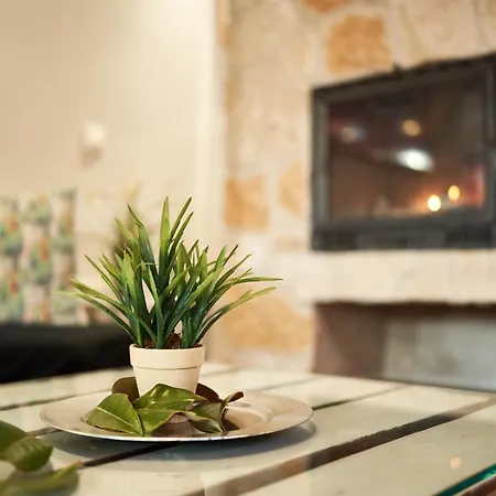 Casita 3 Con 3 Banos Privados I Jardin I Wifi I Smart Tv 55p I Parking Gratuito En La Puerta Segovia