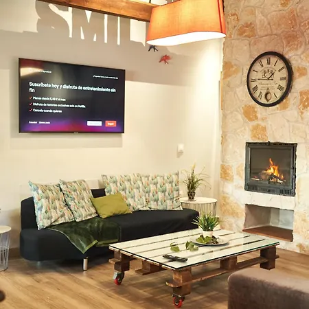Apartamento A 20 Min De Madrid En Ave Premium Con Chimenea, Wifi, Jardin Privado, Smart Tv 55p, Bano Dentro De Cada Y Aparcamiento En La Puerta Segovia