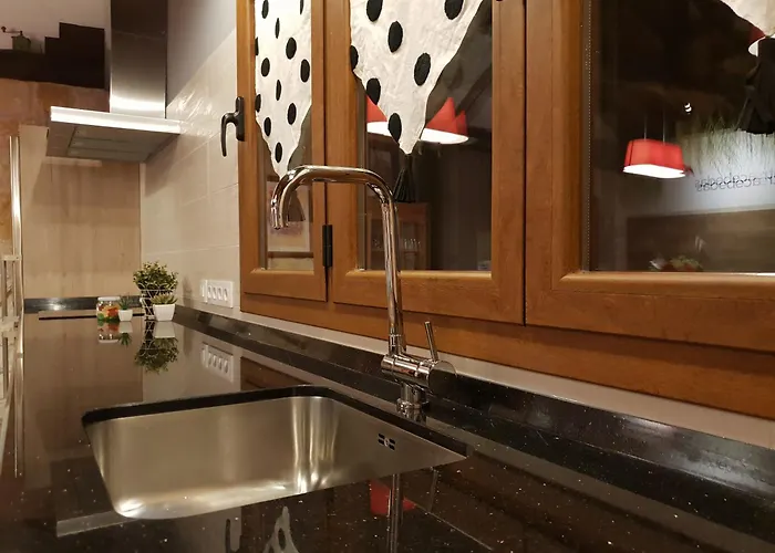 A 20 Min De Madrid En Ave Casita Con Jardin Privado, Wifi, Smart Tv 55p Y Aparcamiento En La Puerta Apartment *