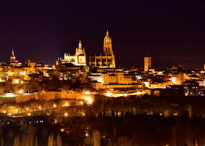 A 20 Min De Madrid En Ave Casita Con Jardin Privado, Wifi, Smart Tv 55p Y Aparcamiento En La Puerta Apartment