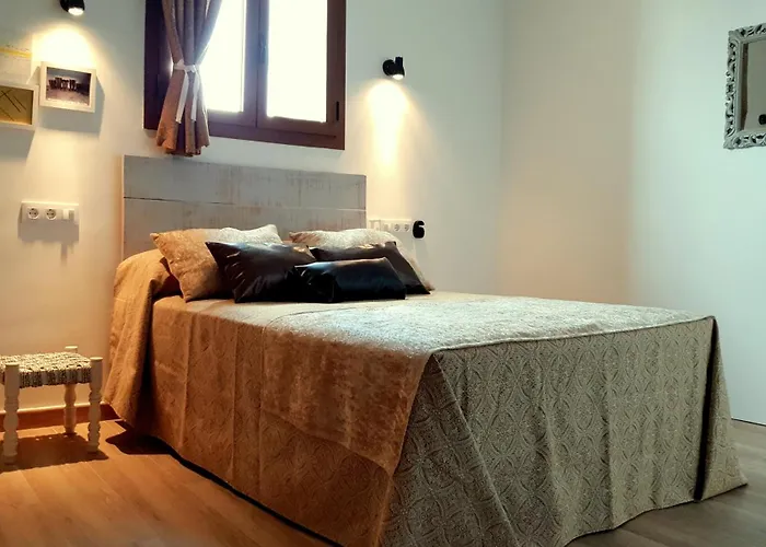 A 20 Min De Madrid En Ave Casita Con Jardin Privado, Wifi, Smart Tv 55p Y Aparcamiento En La Puerta